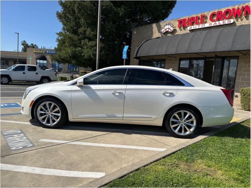 Cadillac XTS 2013 price $14,995