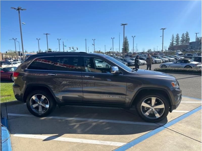 Jeep Grand Cherokee 2016 price $16,995