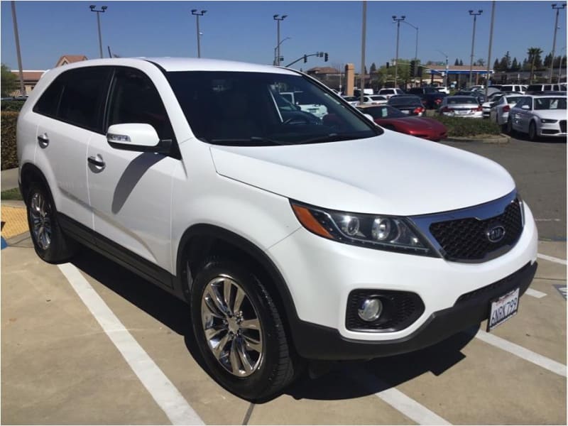 Kia Sorento 2011 price $8,995