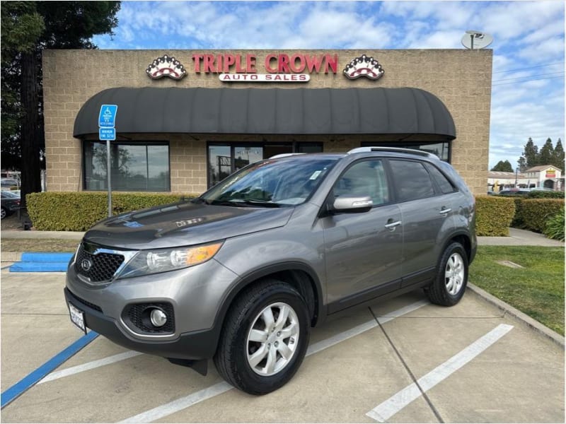 Kia Sorento 2011 price $10,995