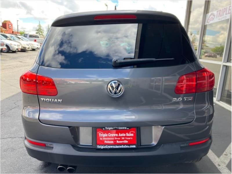 Volkswagen Tiguan 2015 price $9,995