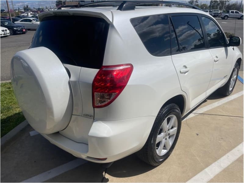 Toyota RAV4 2007 price $11,995