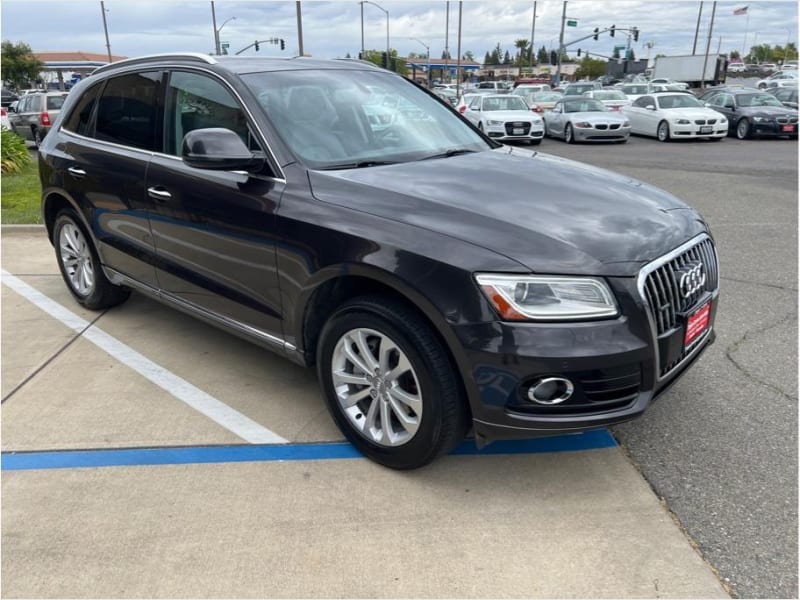 Audi Q5 2016 price $15,995