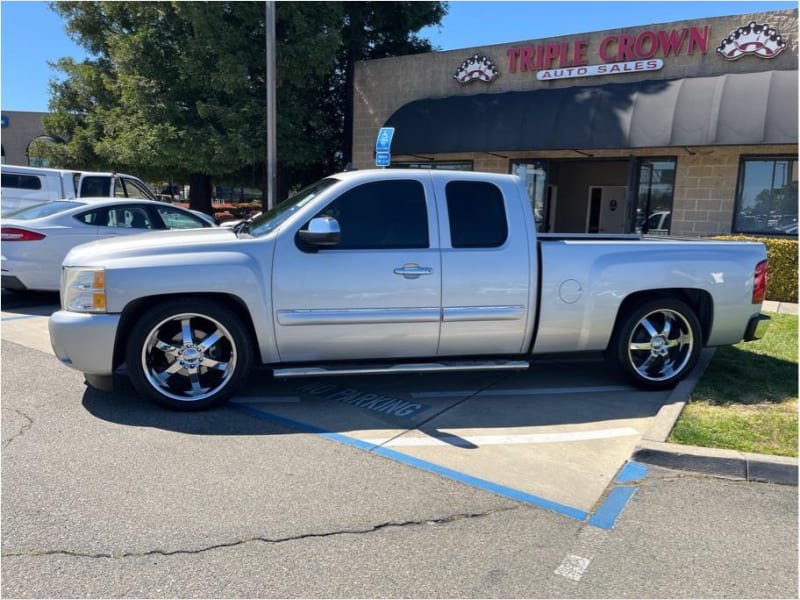 Chevrolet Silverado 1500 Extended Cab 2011 price $14,995