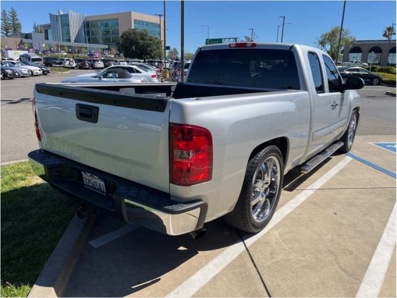 Chevrolet Silverado 1500 Extended Cab 2011 price $14,995