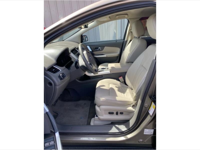 Ford Edge 2013 price $12,995