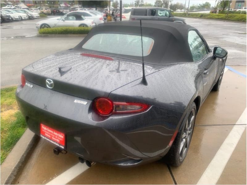 MAZDA MX-5 Miata 2016 price $18,995