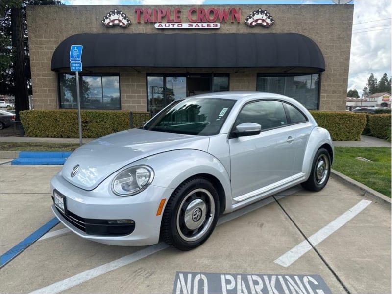 Volkswagen Beetle 2012 price $10,995