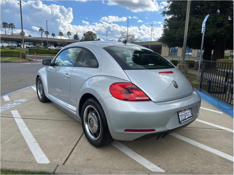 Volkswagen Beetle 2012 price $10,995