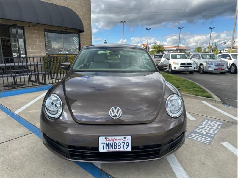 Volkswagen Beetle 2015 price $14,995