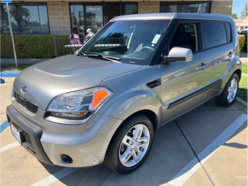 Kia Soul 2011 price $7,995