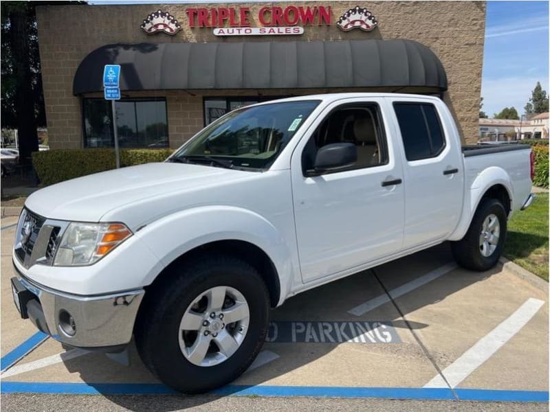 Nissan Frontier Crew Cab 2010 price $14,995