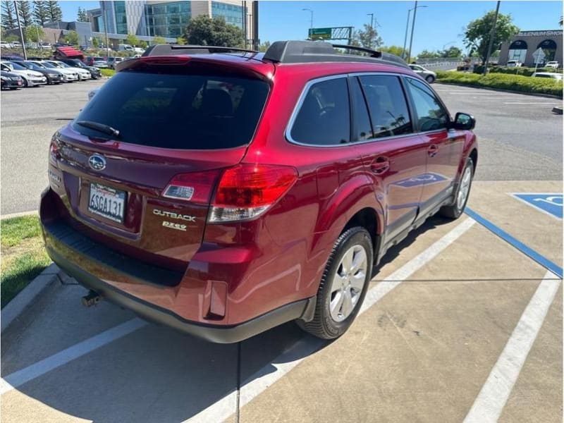 Subaru Outback 2011 price $12,995