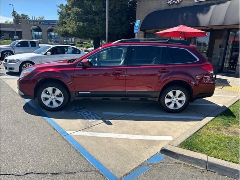 Subaru Outback 2011 price $13,995