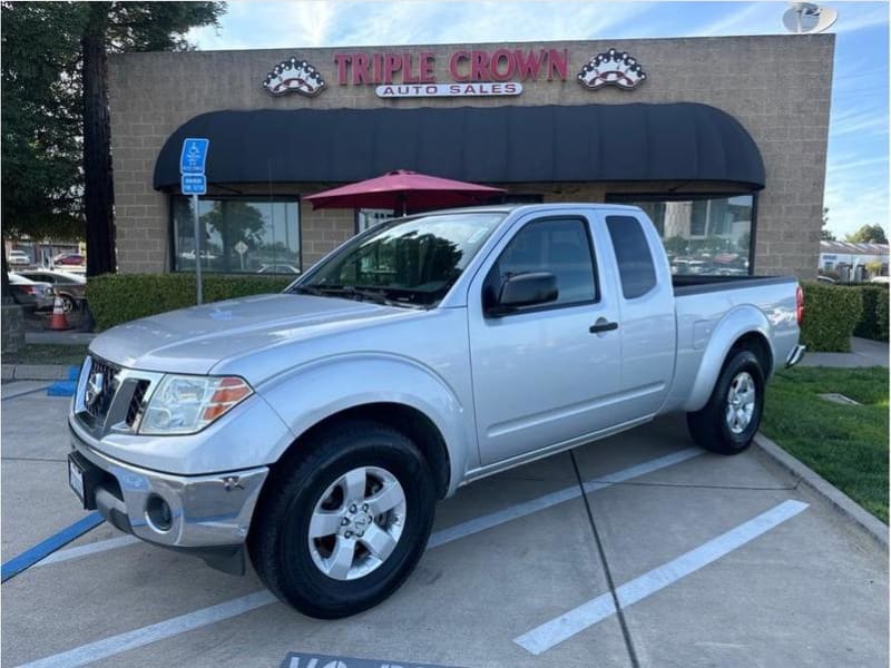 Nissan Frontier King Cab 2011 price $14,995