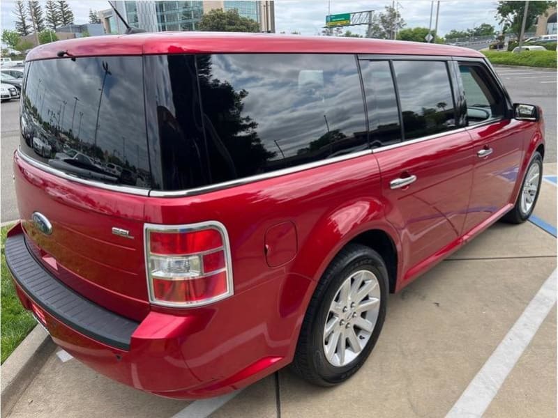 Ford Flex 2011 price $10,995