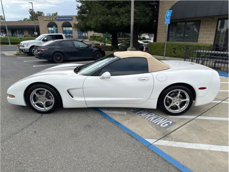 Chevrolet Corvette 2002 price $18,995