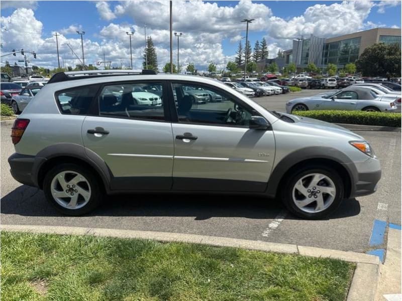 Pontiac Vibe 2003 price $7,995