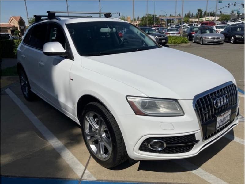 Audi Q5 2013 price $10,995