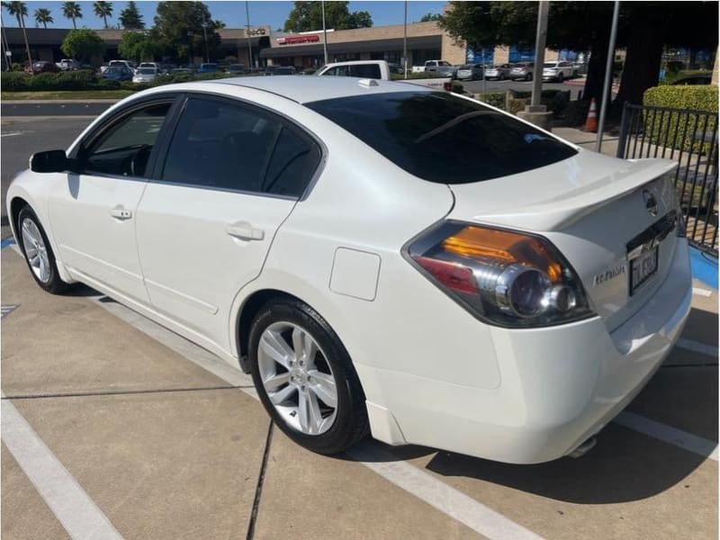 Nissan Altima 2011 price $8,995