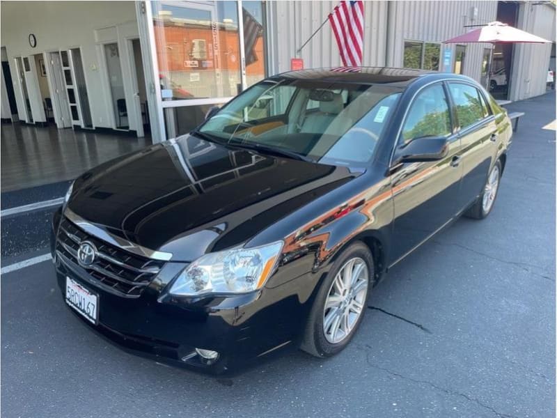 Toyota Avalon 2006 price $10,995