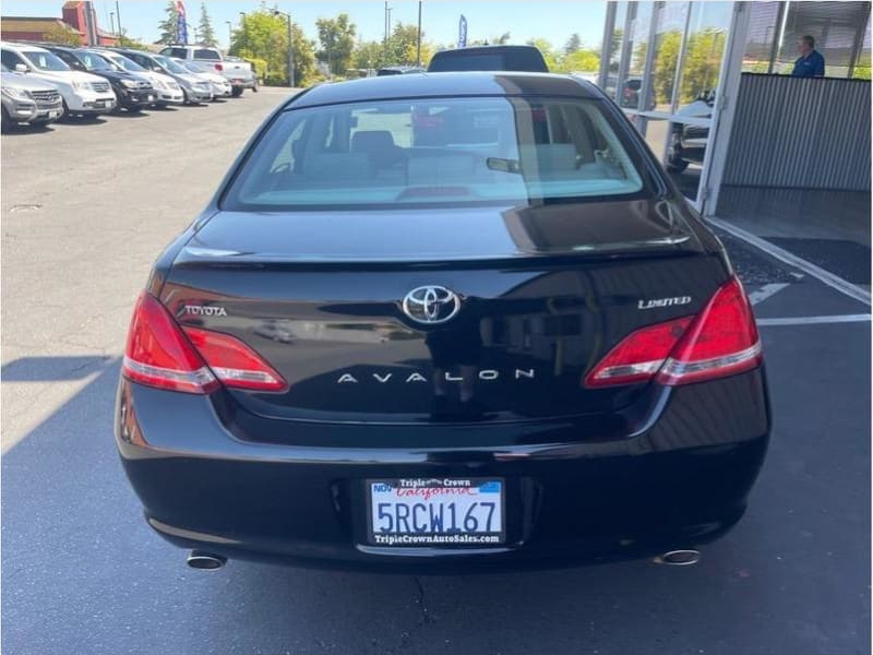 Toyota Avalon 2006 price $10,995