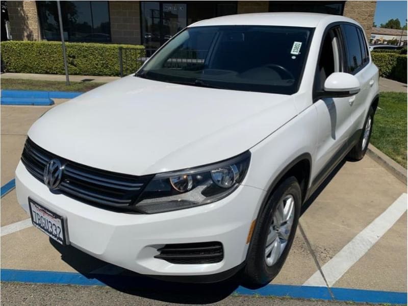 Volkswagen Tiguan 2013 price $8,995