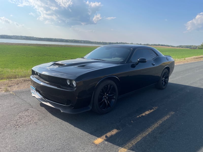 Dodge Challenger 2017 price $19,990