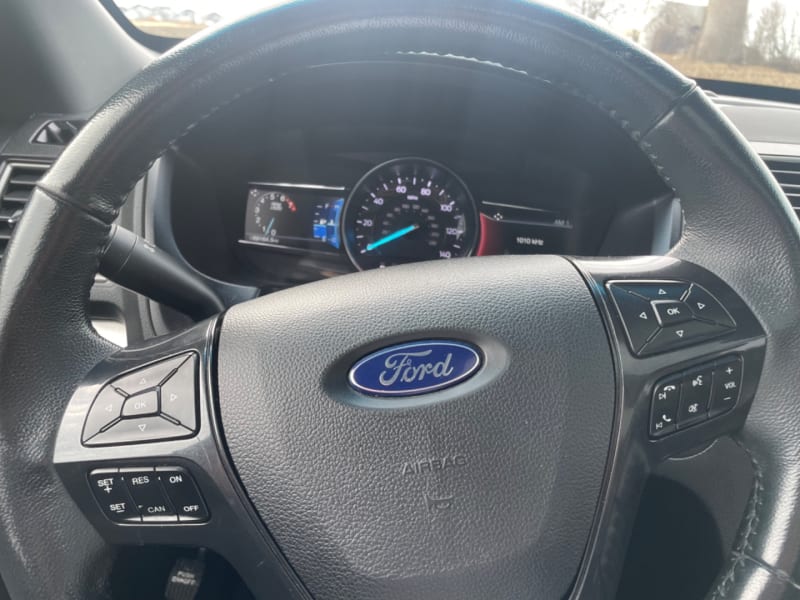 Ford Explorer 2019 price $17,990