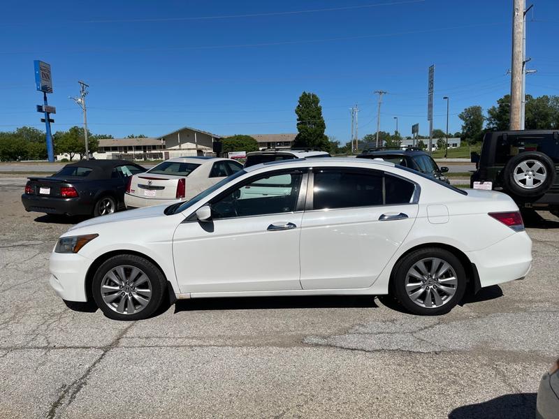 HONDA ACCORD 2011 price $9,999