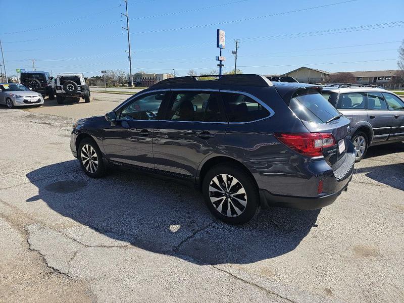 SUBARU OUTBACK 2015 price $10,999