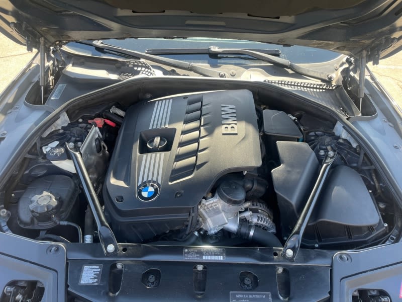 BMW 5-Series 2011 price $11,850