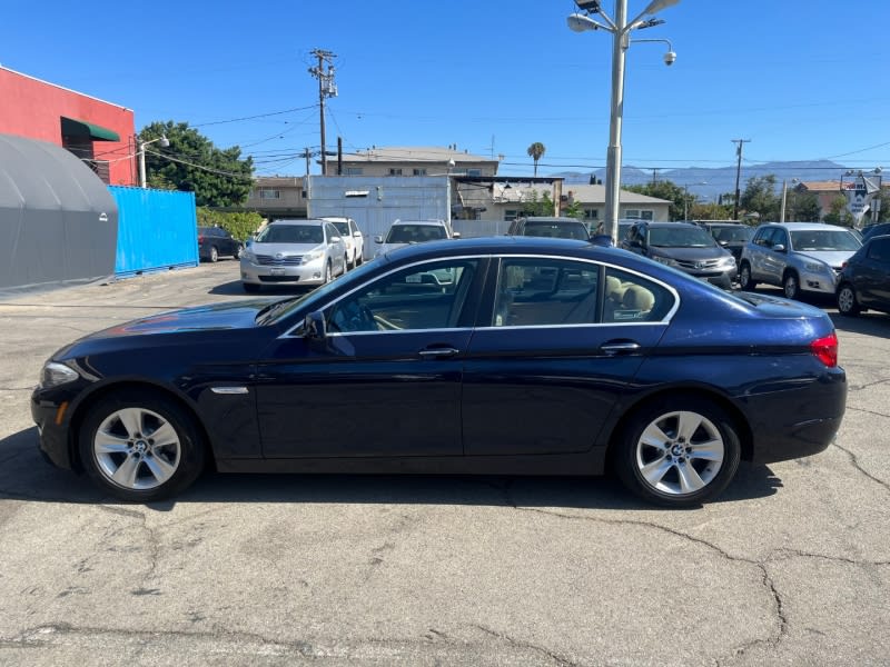 BMW 5-Series 2011 price $11,850