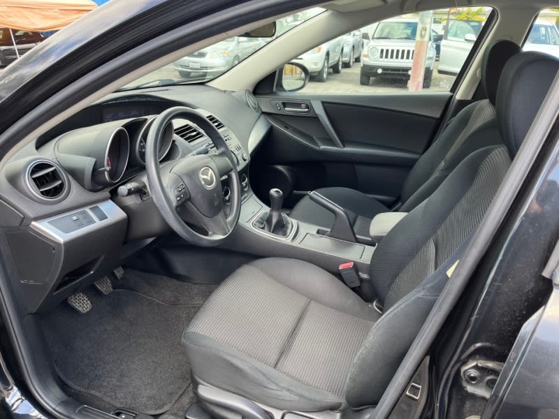 Mazda Mazda3 2012 price $6,550