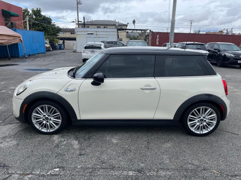 Mini Cooper Hardtop 2015 price $11,998