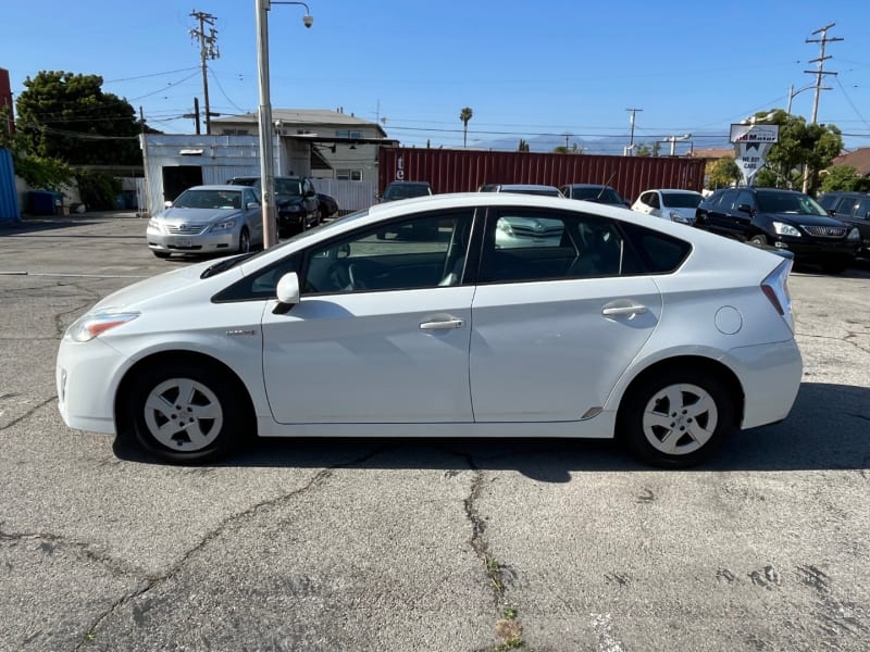 Toyota Prius 2010 price $8,999