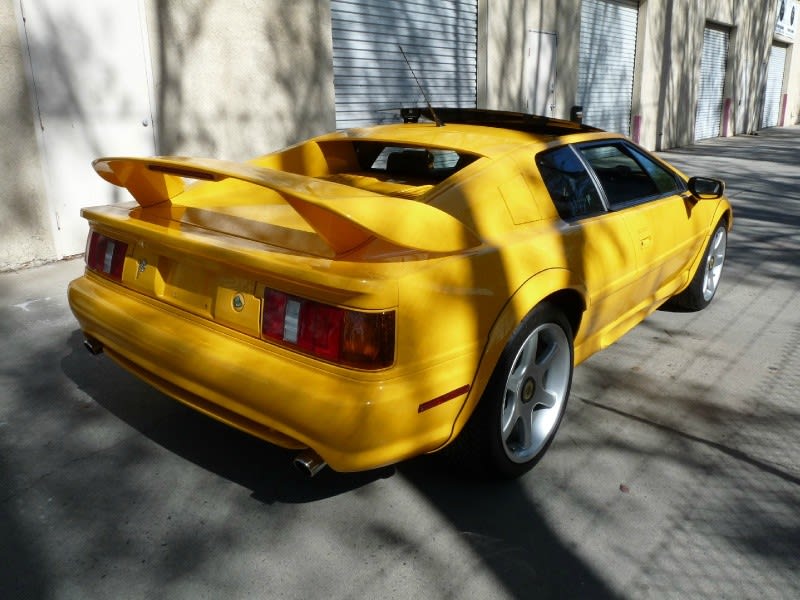 Lotus Esprit Twin Turbo 2001 price $59,800