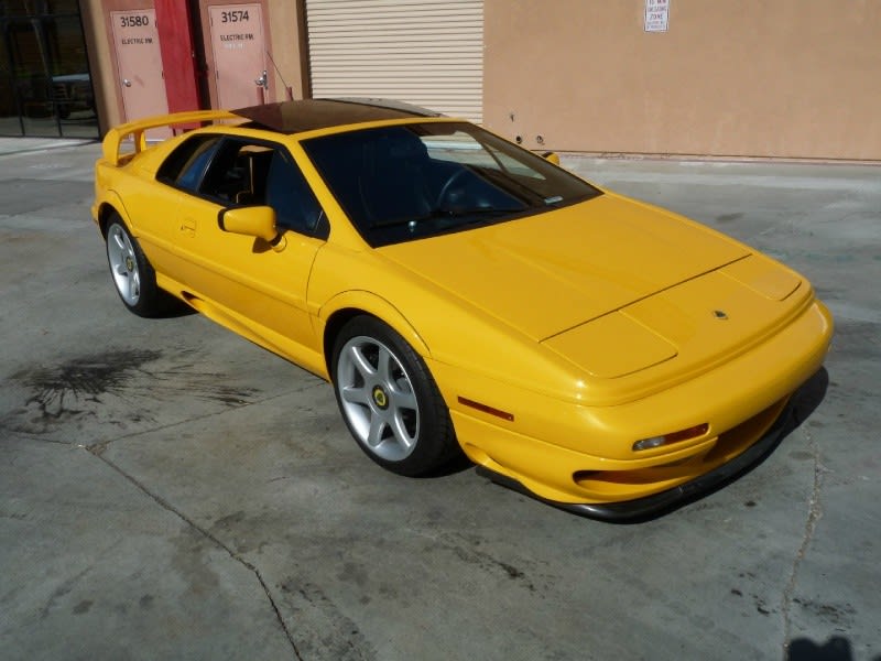 Lotus Esprit Twin Turbo 2001 price $59,800