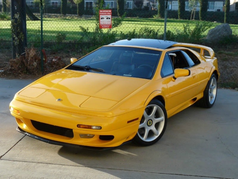 Lotus Esprit Twin Turbo 2001 price $59,800