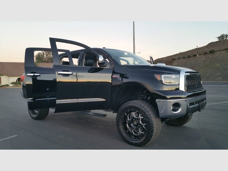 Toyota Tundra Limited CrewMax Platinum 4WD 2010 price $31,800