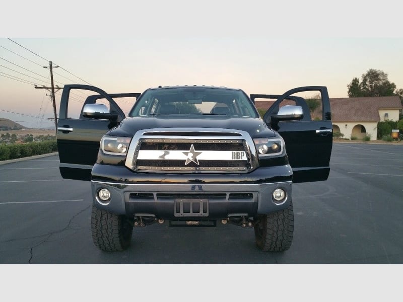 Toyota Tundra Limited CrewMax Platinum 4WD 2010 price $31,800