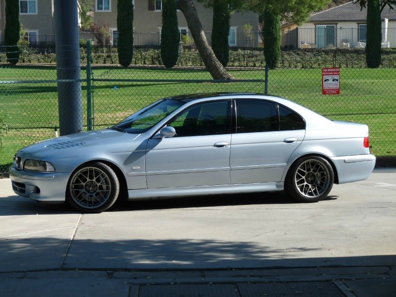 BMW 5-Series 2000 price $19,800