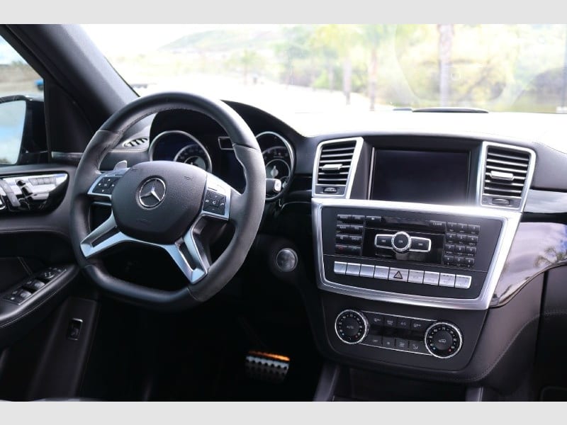 Mercedes-Benz M-Class 2013 price $33,500