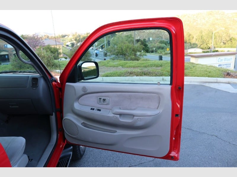 Toyota Tacoma DoubleCab V6 Auto 4WD 2004 price $15,995