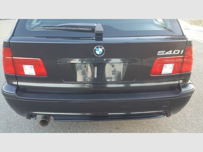 BMW 540i MSport Wagon 2003 price $13,800