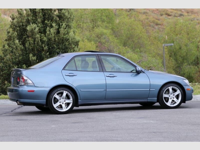 Lexus IS 300 2005 price $13,750