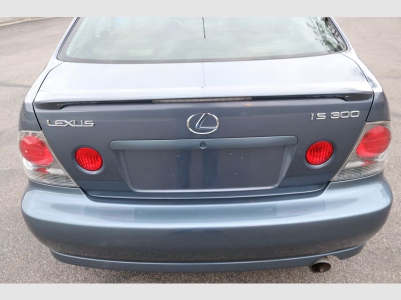 Lexus IS 300 2005 price $13,750