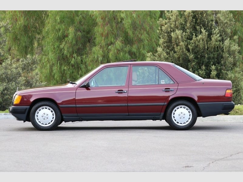 Mercedes-Benz  1987 price $0