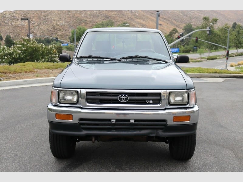 Toyota 4WD Pickups 1993 price $8,800