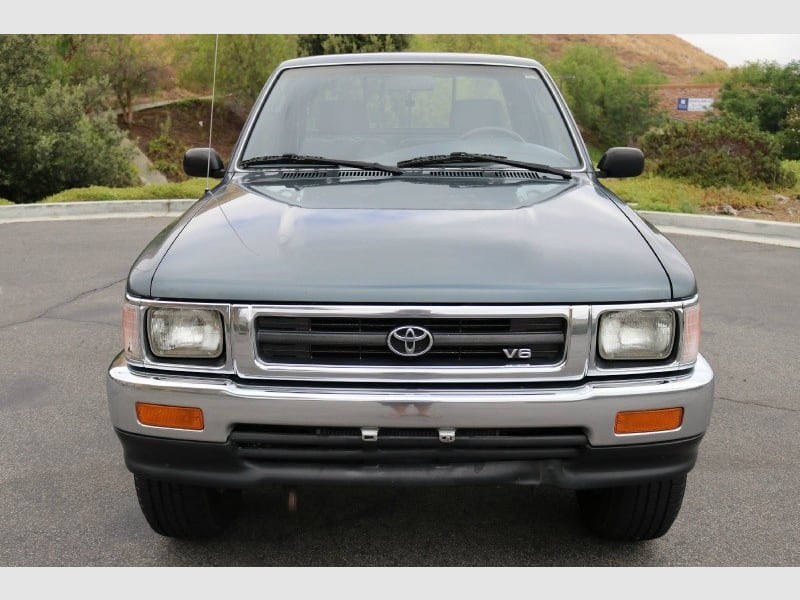 Toyota 4WD Pickups 1993 price $8,800